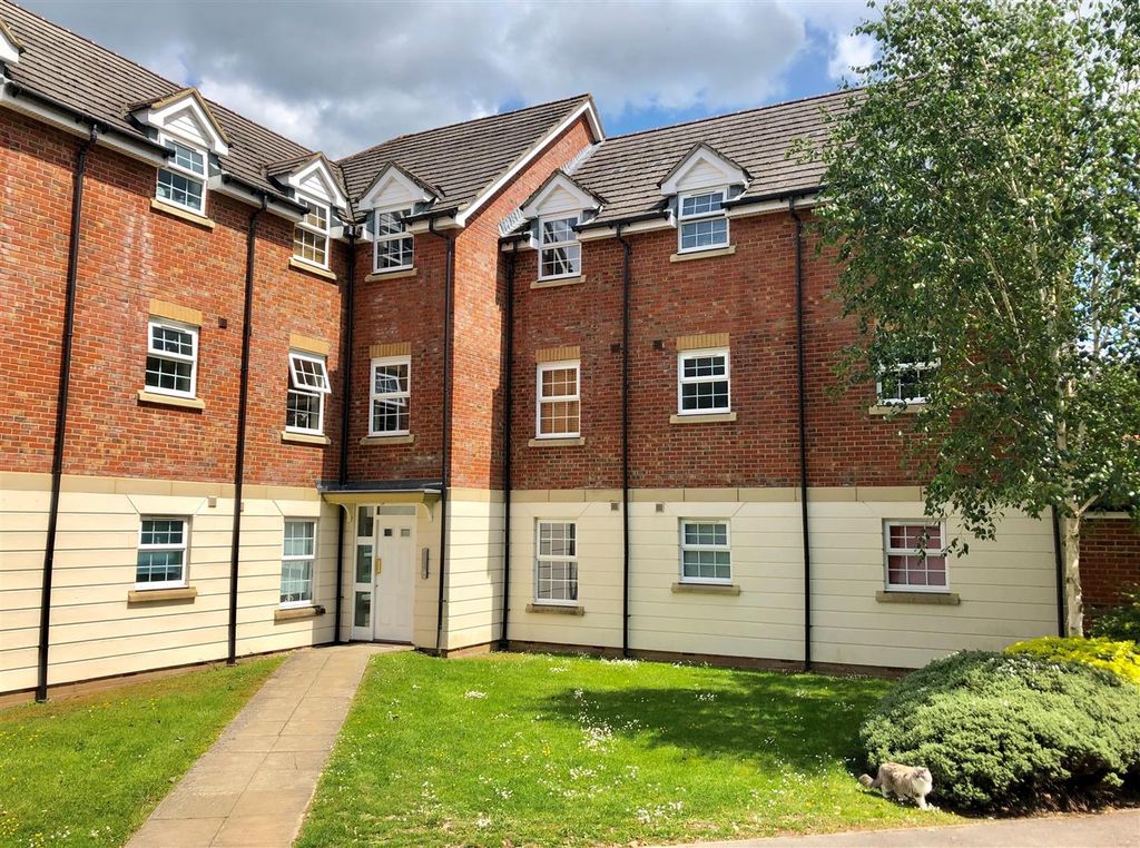 Property photo 1 of 13 1 Front.Jpg