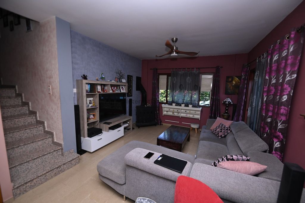 Property photo 3 of 30