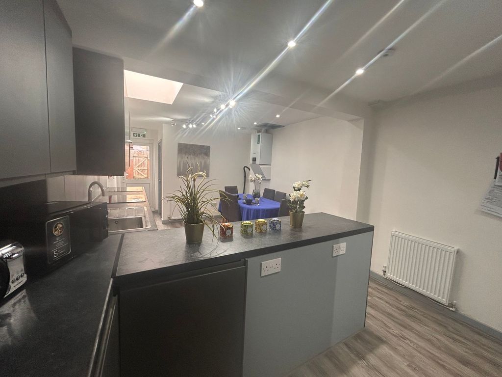 Property photo 3 of 5 Modern Kitchen Diner With Breakfast Bar...