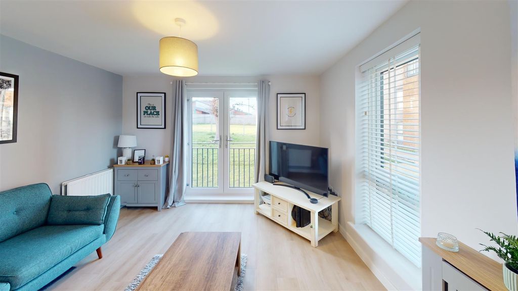 Property photo 2 of 10 Living-Room (6).Jpg