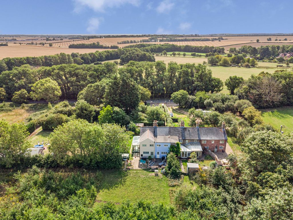 Property photo 3 of 30 159583