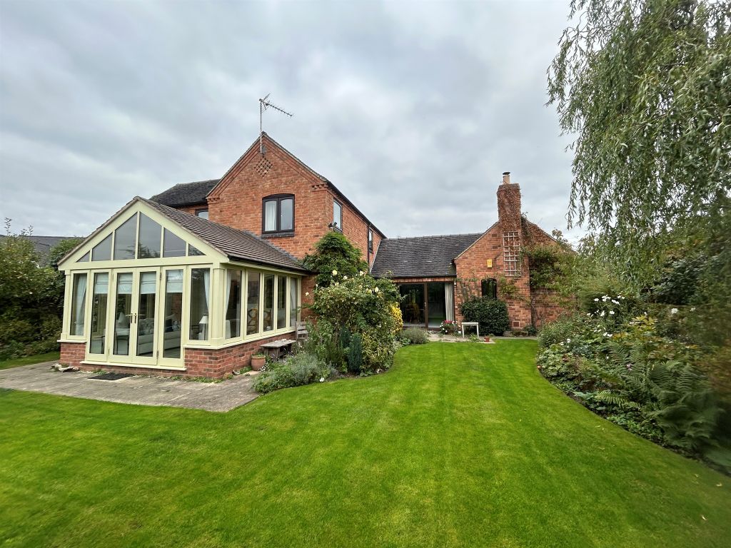 Property photo 1 of 18