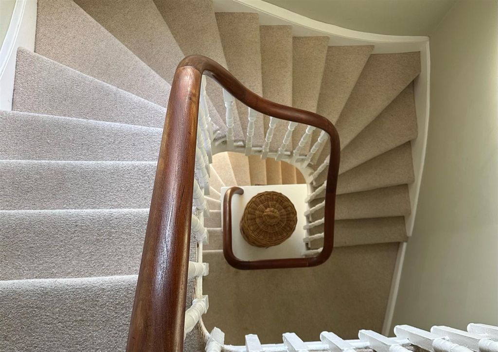 Property photo 3 of 9 Photo 3 - Img_0453.Jpeg