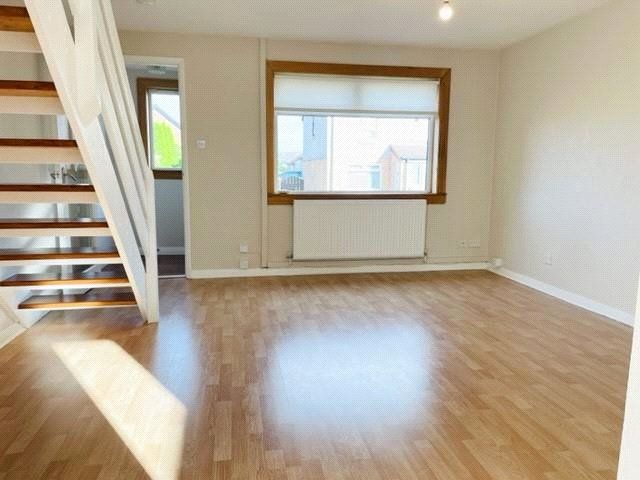 Property photo 2 of 7 Lounge