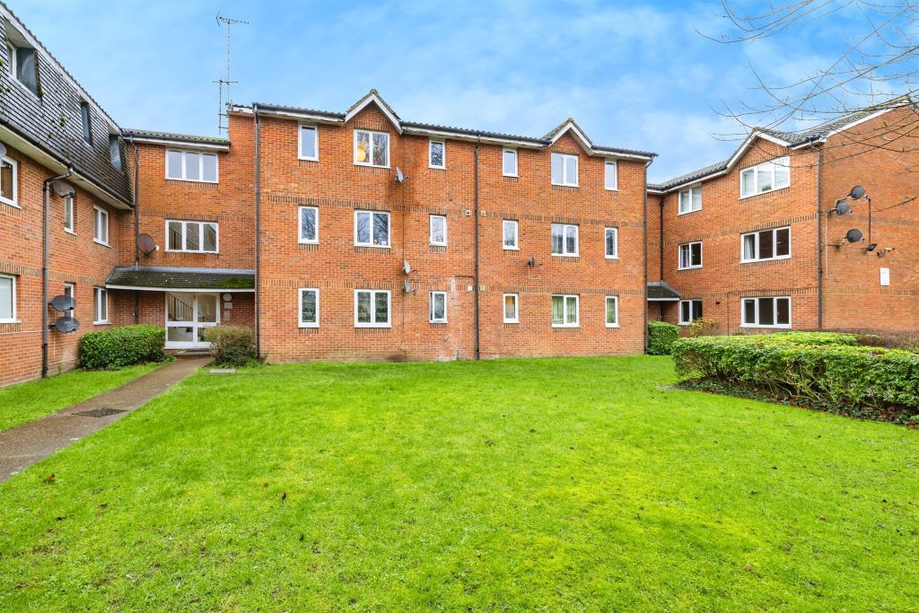 Property photo 1 of 18