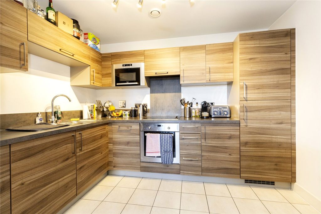 Property photo 3 of 11 Picture No. 46