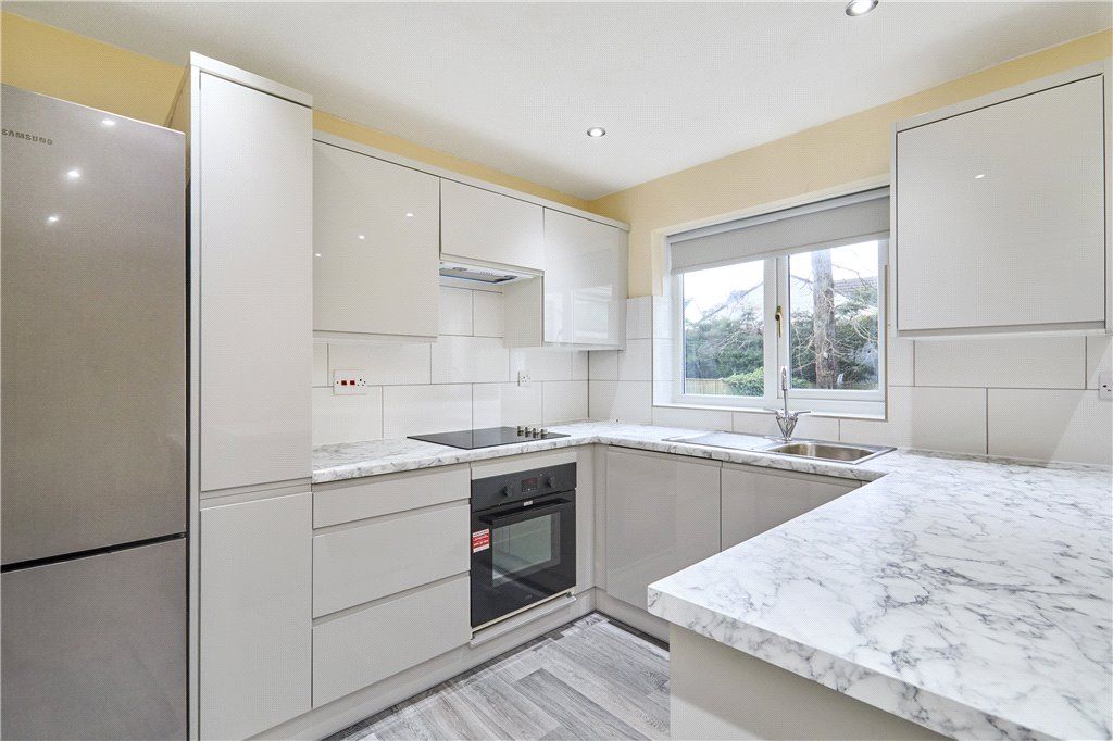 Property photo 3 of 19 Kitchen Diner