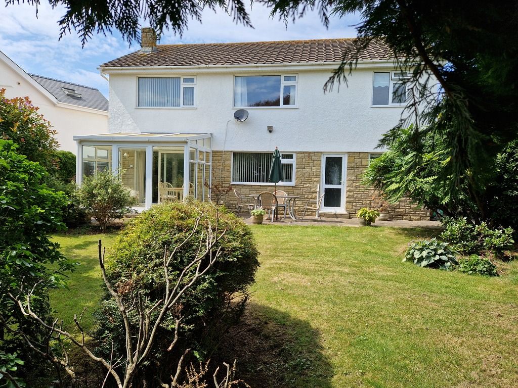 Property photo 2 of 38