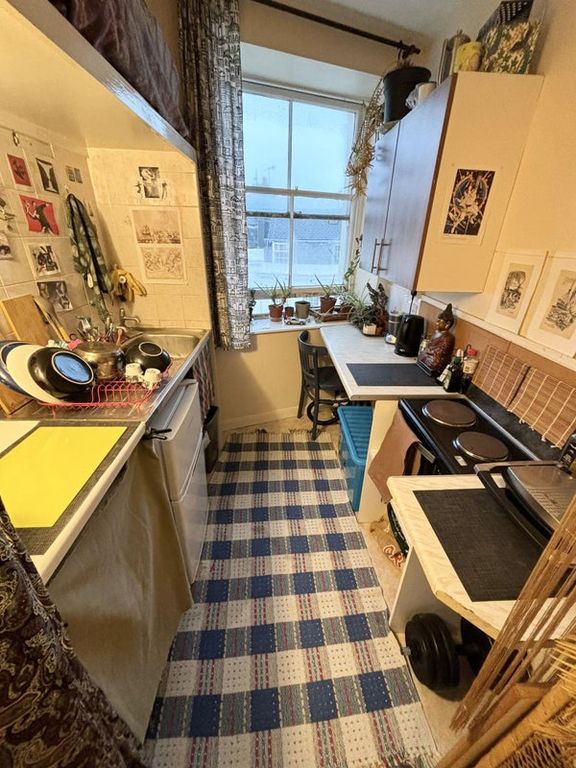 Property photo 3 of 4