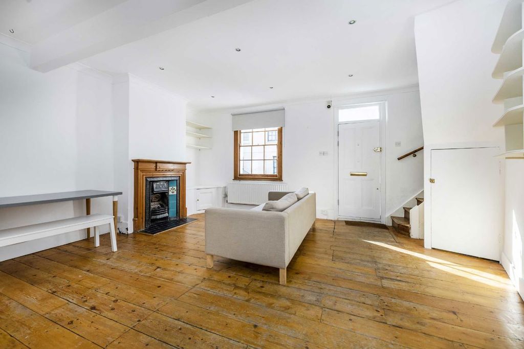 Property photo 2 of 7