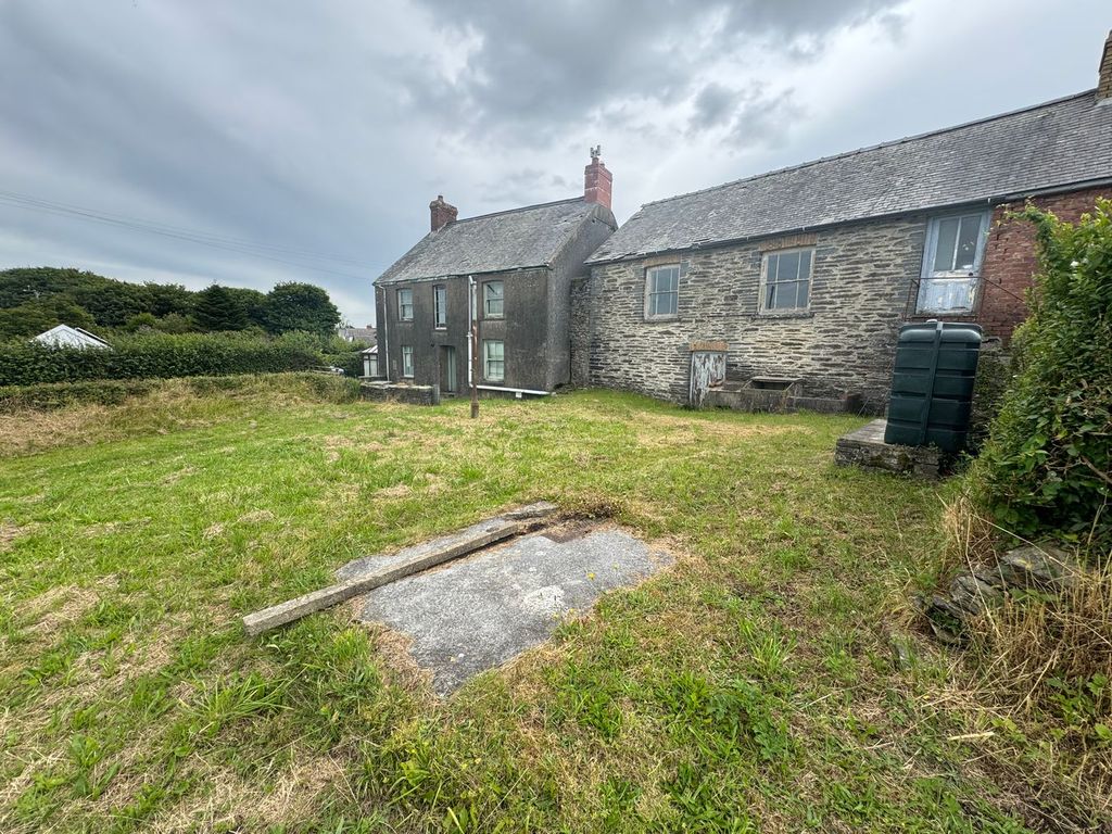 Property photo 3 of 22