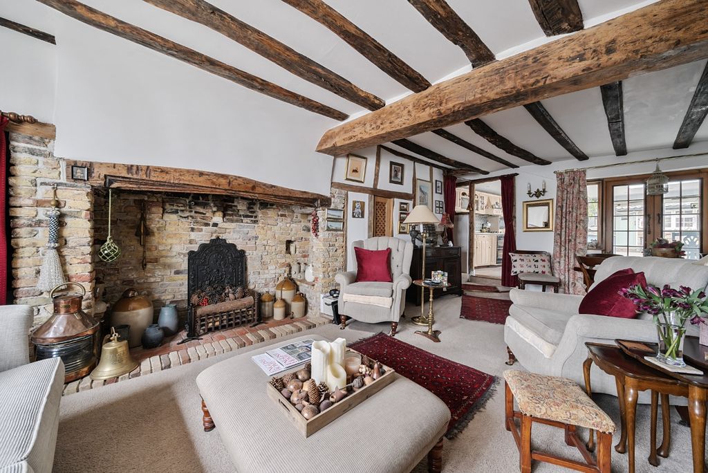 Property photo 3 of 22 2588974