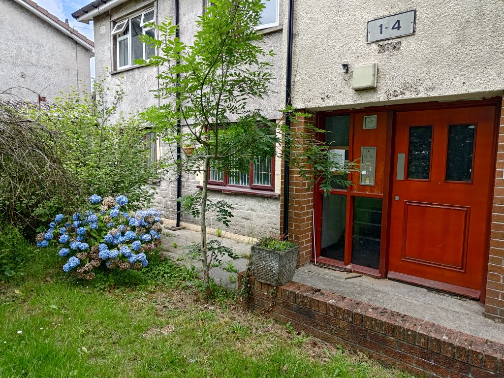 Property photo 1 of 17