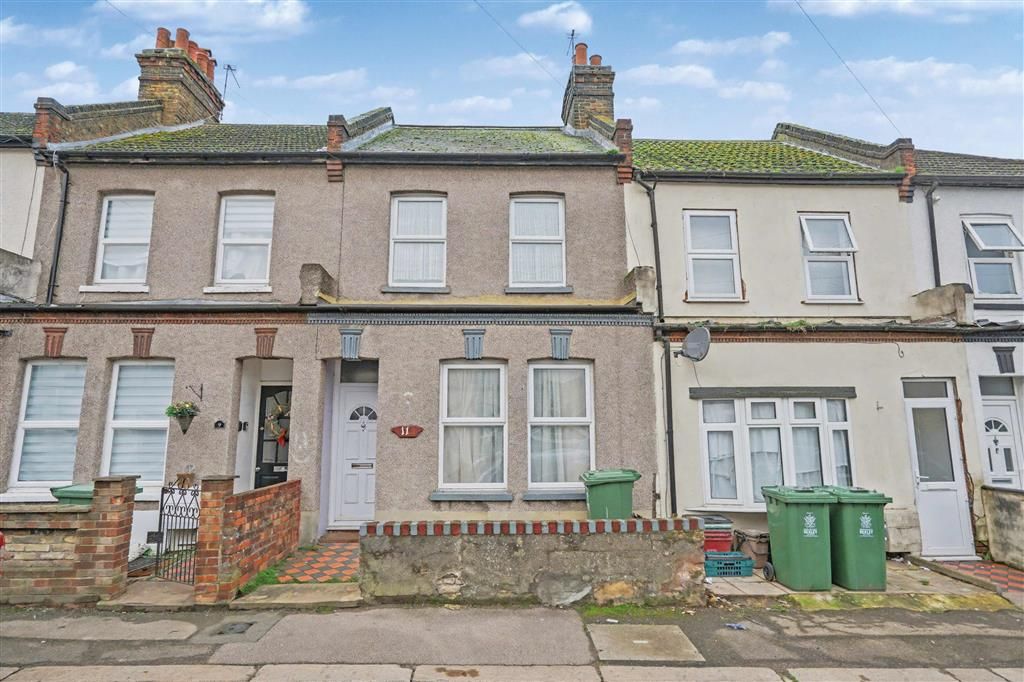 Property photo 1 of 5