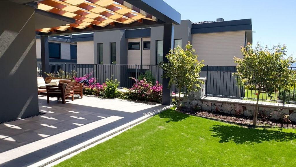 Property photo 2 of 21 Luxury Two-Storey Villas In Kusadasi For Sale - Landscaped Private Gardens