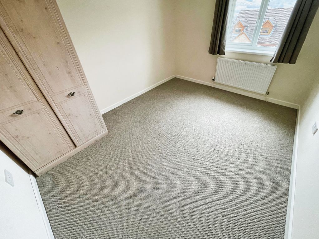 Additional image 10 of 4 bed property to rentHawthorn Glade, Abertillery NP13