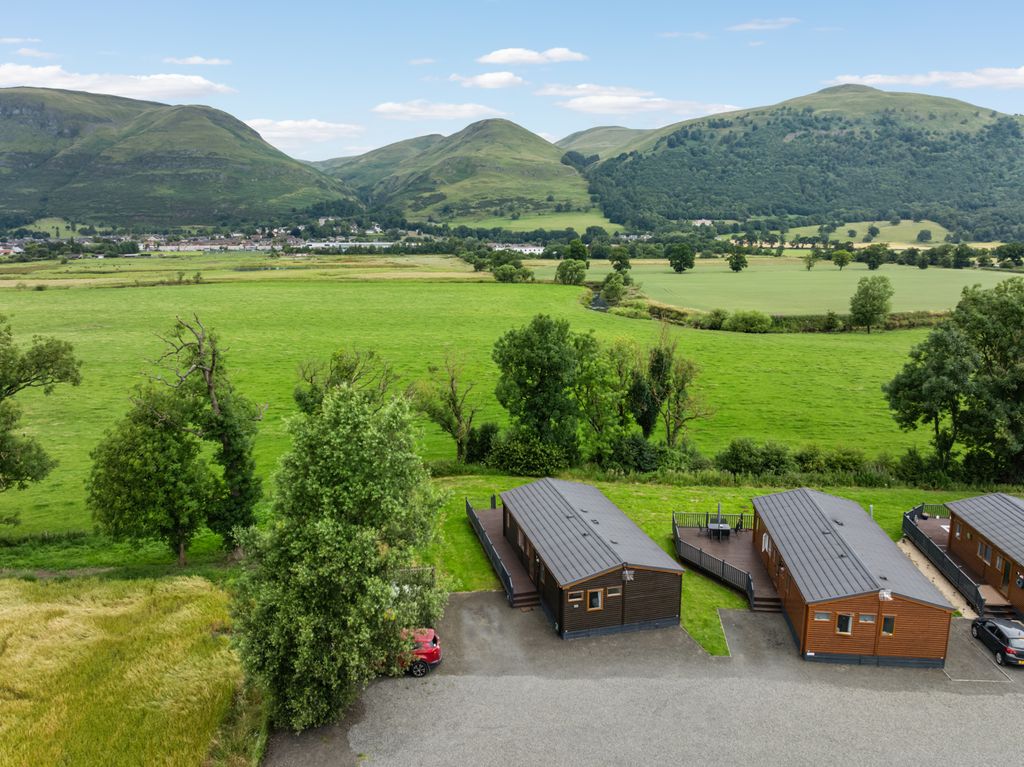 Property photo 1 of 37