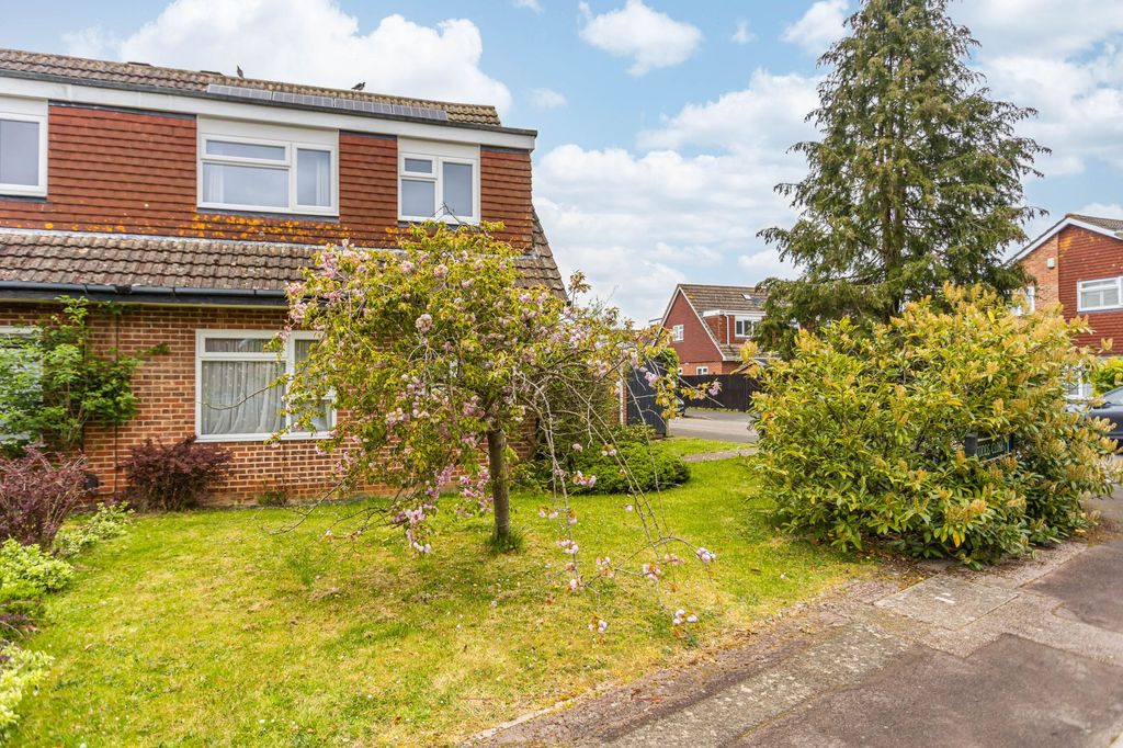 Property photo 1 of 24