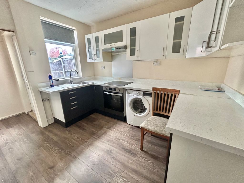 Property photo 2 of 11 Image