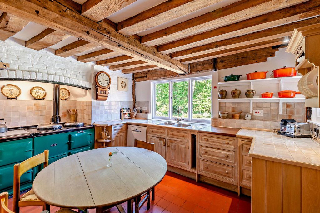 Property photo 2 of 29