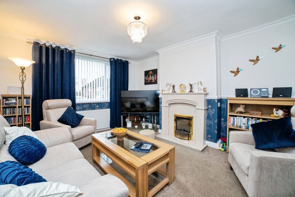 Property photo 2 of 21 Photo