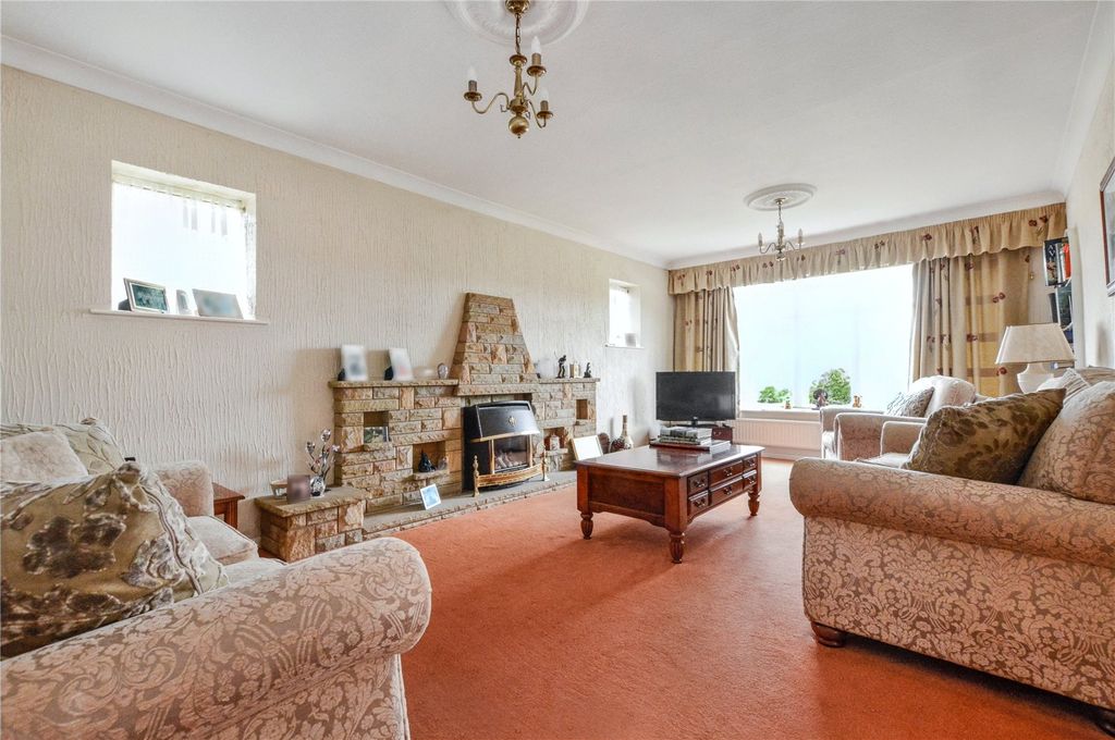 Property photo 2 of 18 Picture No. 07
