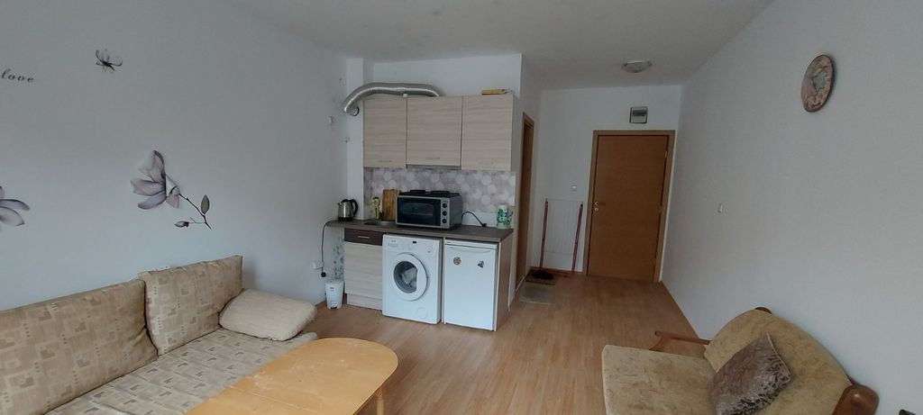 Property photo 2 of 22