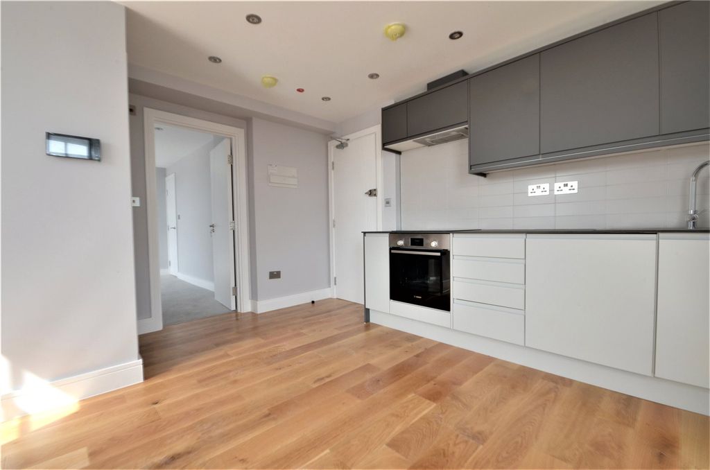 Property photo 3 of 9 Picture No. 04