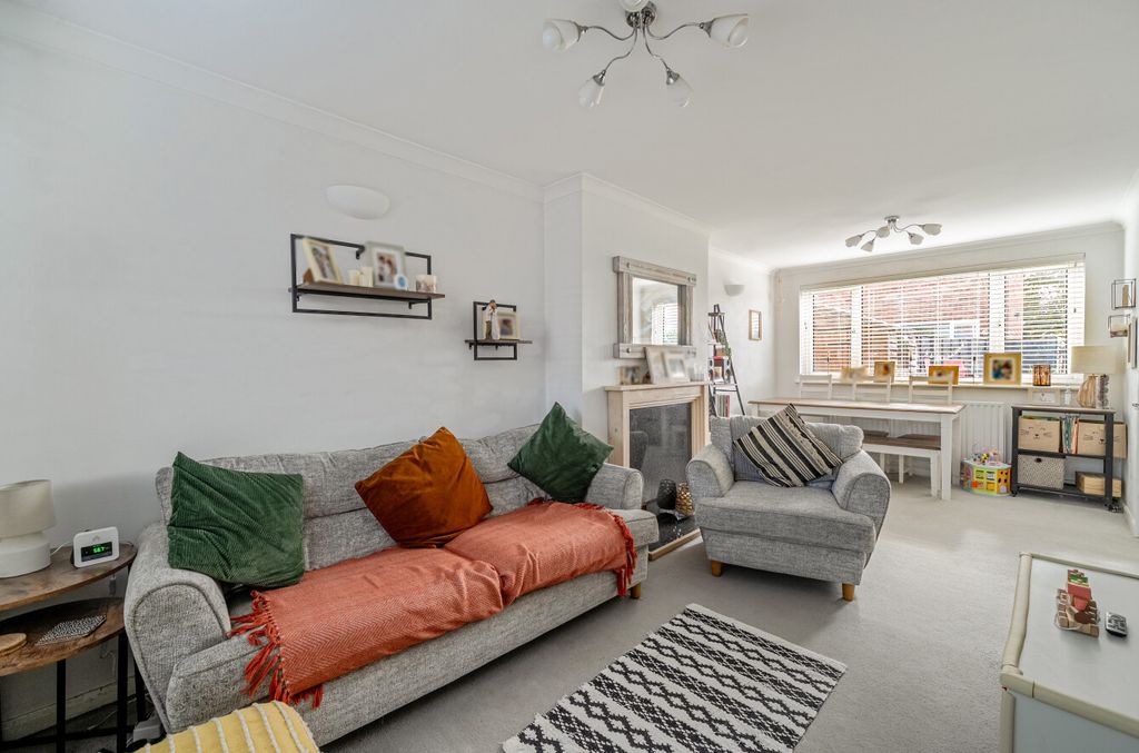 Property photo 2 of 19 1529179-12-1A13A3...