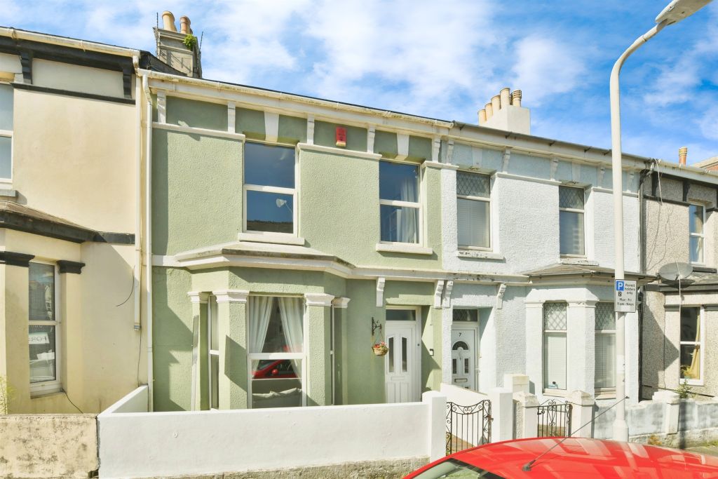 Property photo 1 of 17