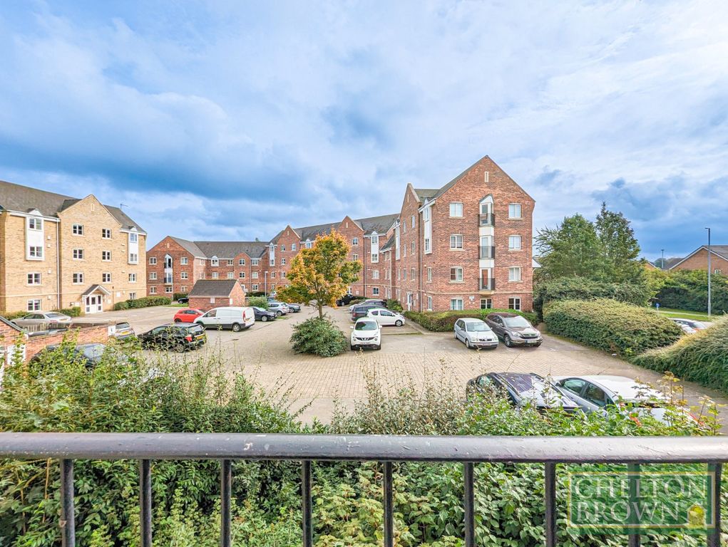 Property photo 1 of 13 Exterior