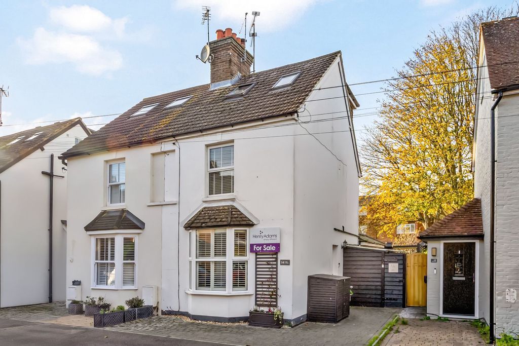 Property photo 1 of 22