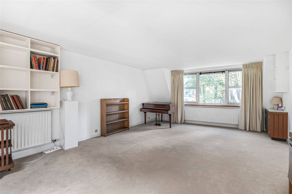 Property photo 2 of 18 Picture No. 02