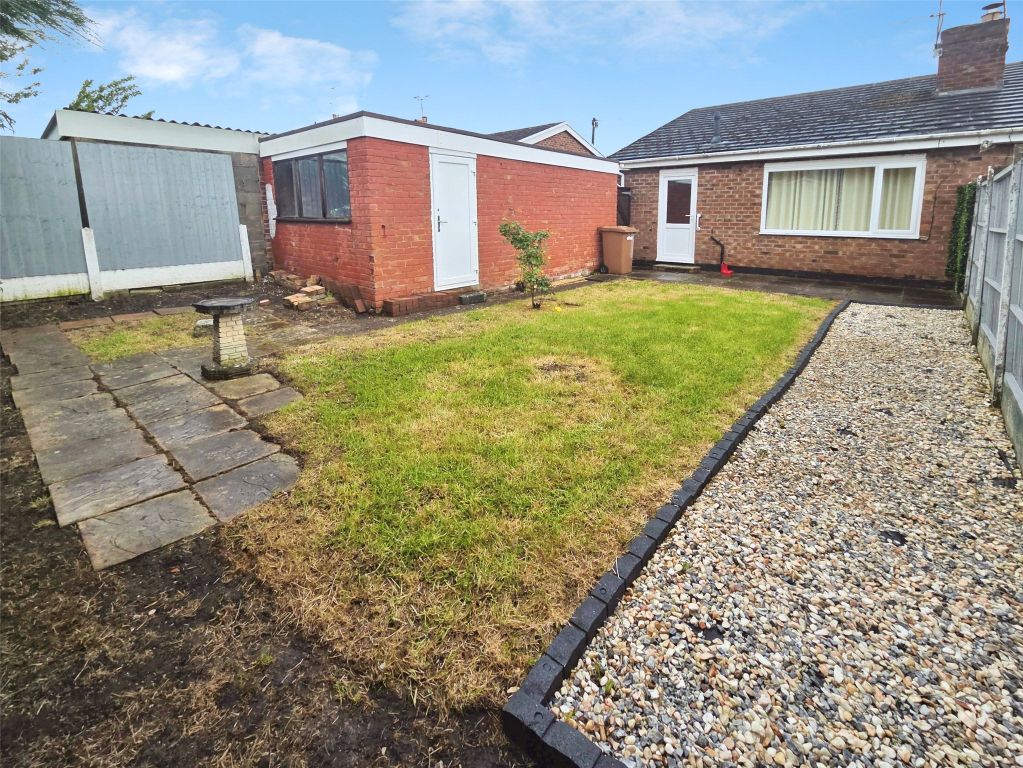 Property photo 3 of 14 Garden
