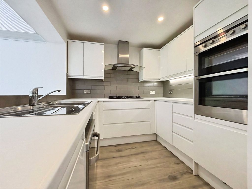 Property photo 2 of 13 Kitchen