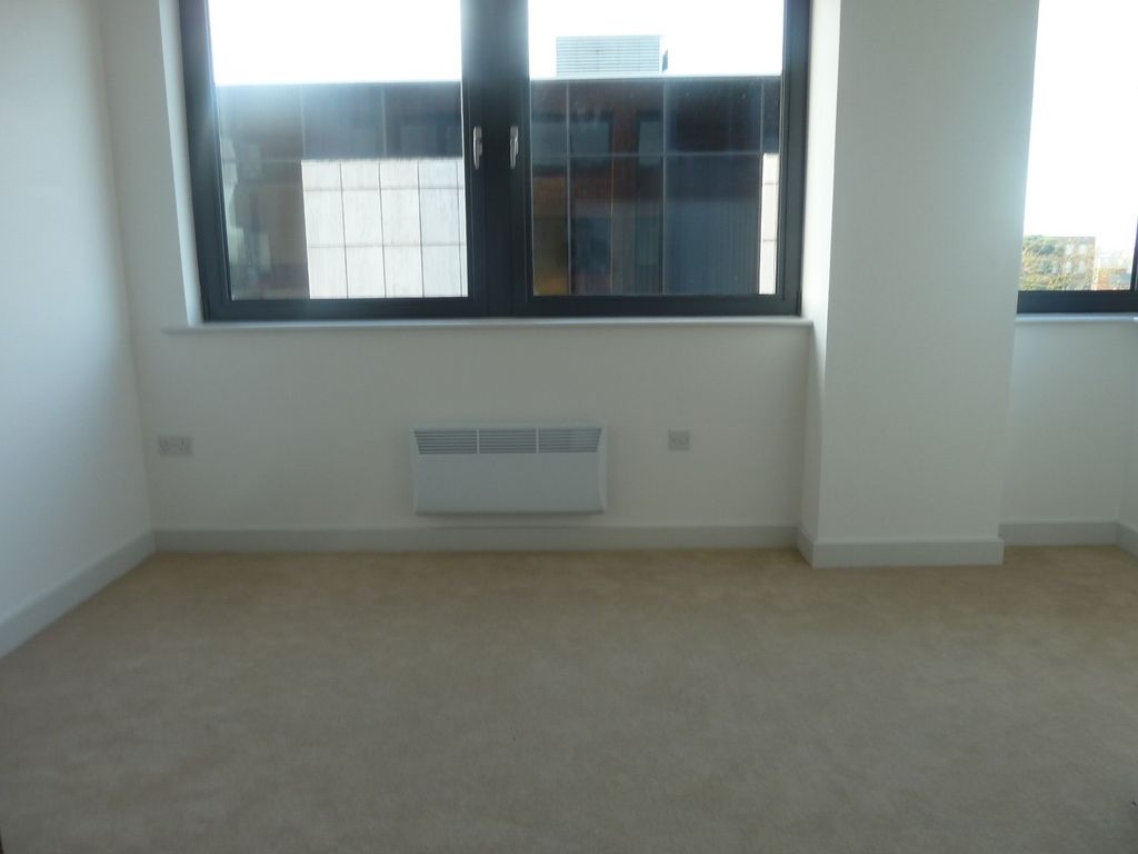 Property photo 2 of 11 Lounge