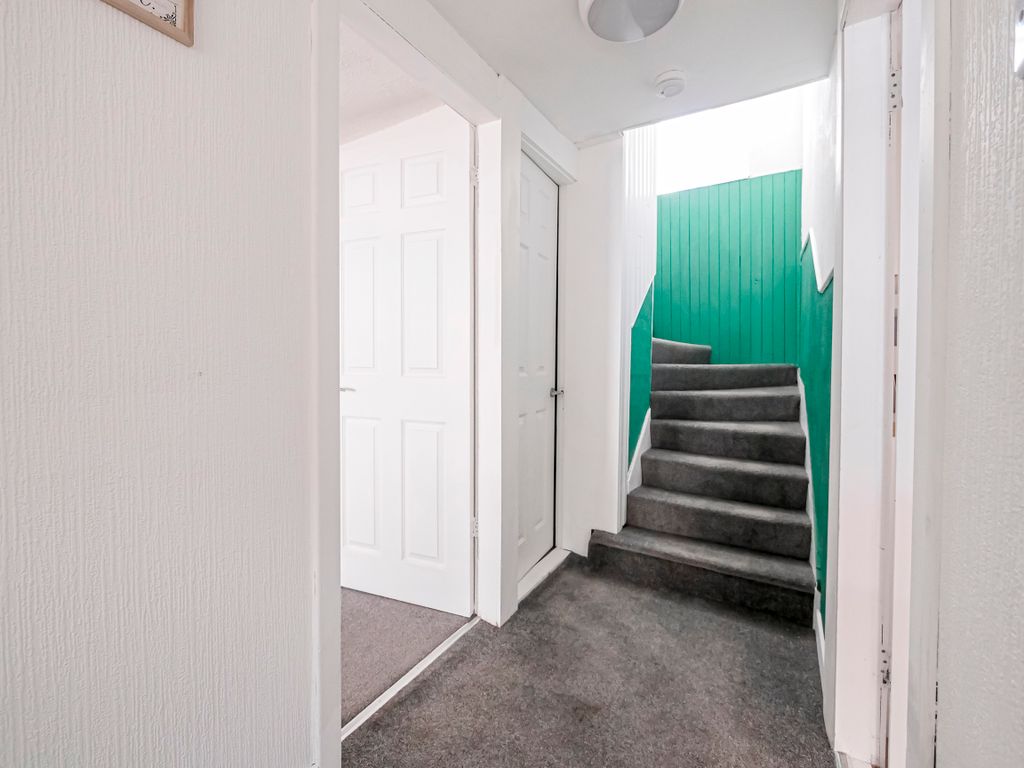 Property photo 2 of 22 Hall-1