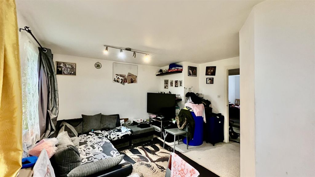 Property photo 2 of 7 Reception Room