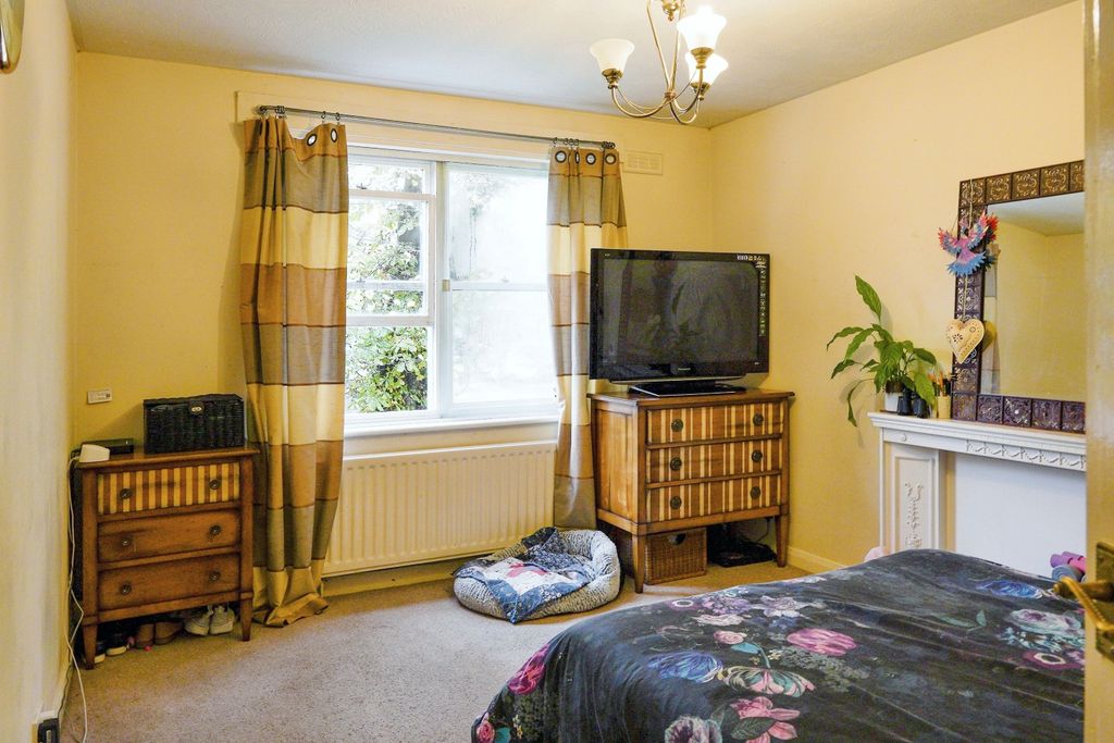 Property photo 3 of 13 Photography