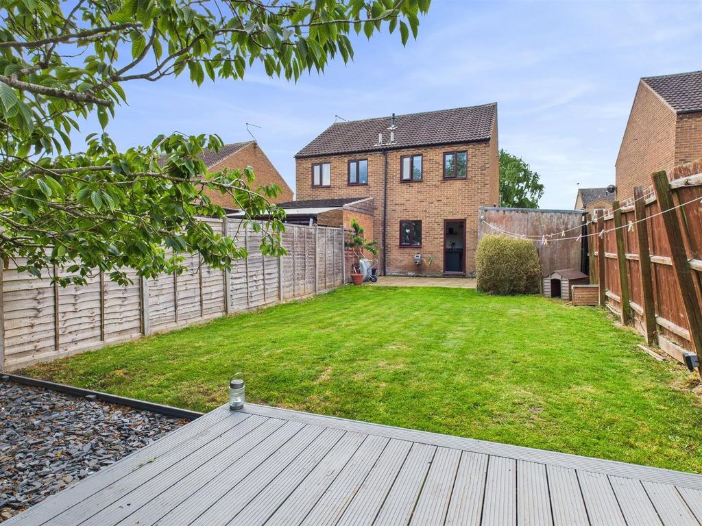 Property photo 1 of 9 Cam03975G0-Pr0116-Still009.Jpg