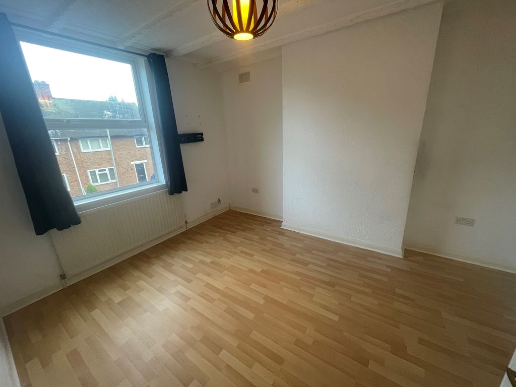 Property photo 3 of 6 Image