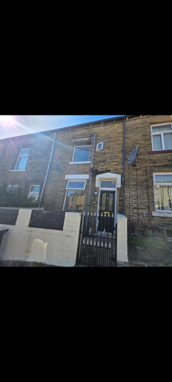 Property photo 1 of 16 161 Washington Street, Bd8 9Pq