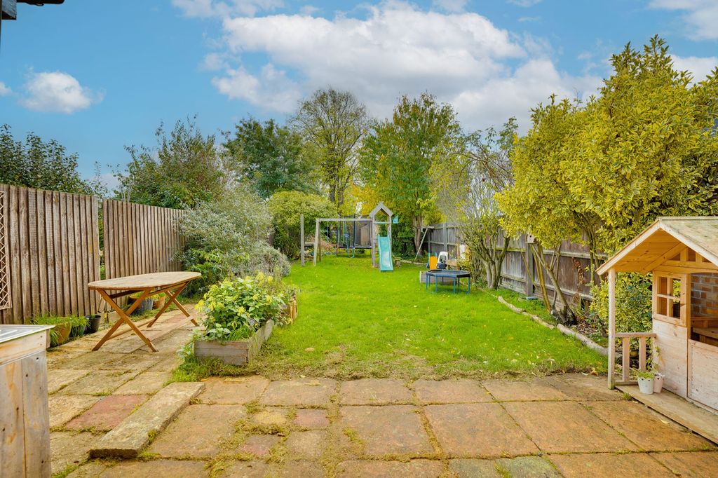 Property photo 2 of 16