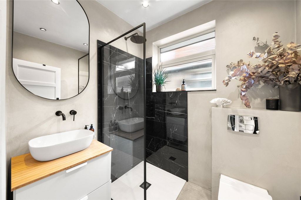 Property photo 3 of 13 Picture No. 01