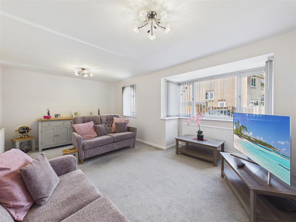 Property photo 3 of 27 Cam05476G0-Pr0186-Still010.Jpg