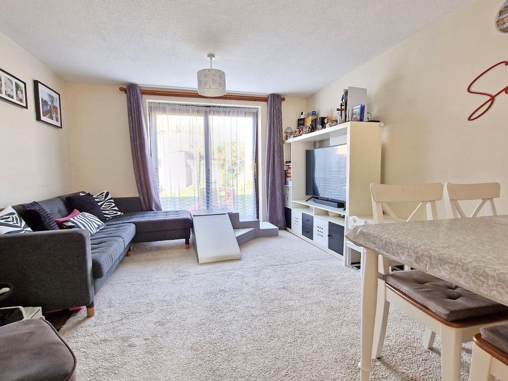 Property photo 2 of 13 Living Room