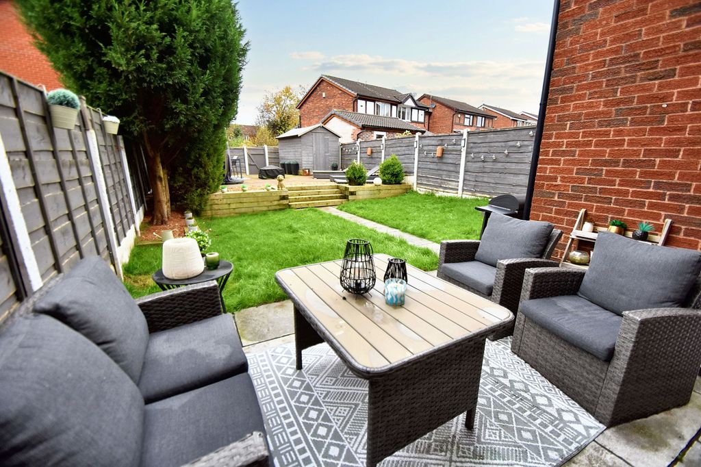 Property photo 2 of 38