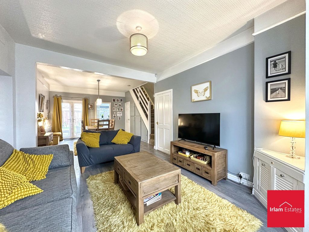 Property photo 3 of 21