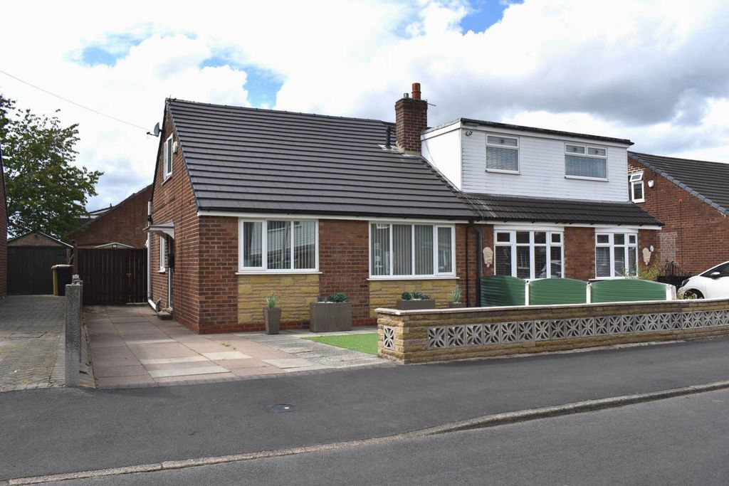 Property photo 1 of 24