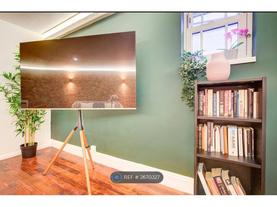 Property photo 2 of 14 Tv